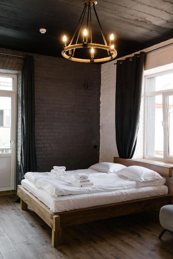 Hotel Dynasty Kamianets-Podilskyi Exterior photo